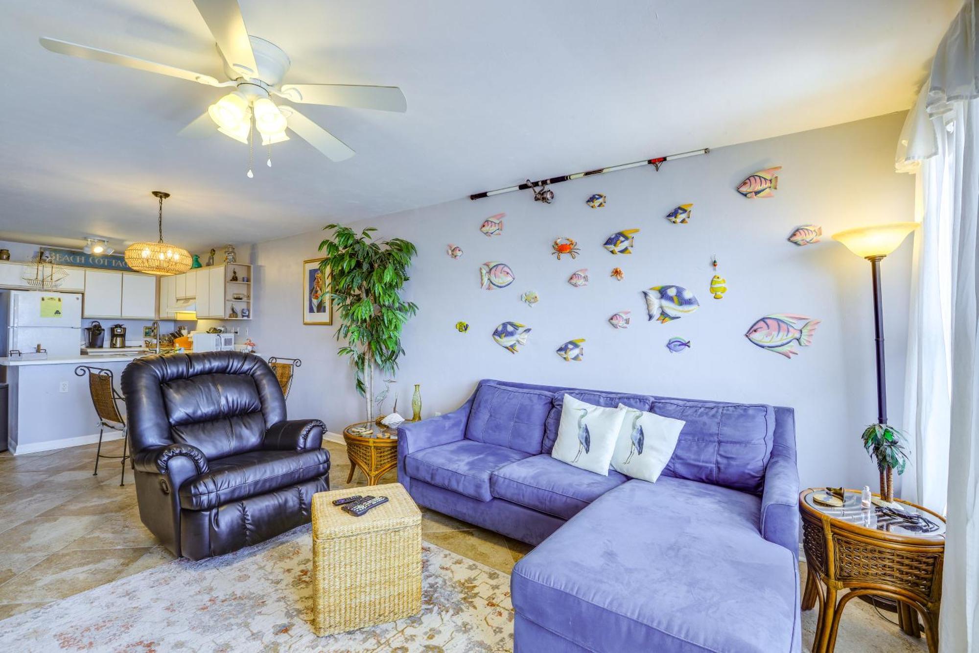Beachfront Cedar Key Retreat With Pool Access! Exterior photo